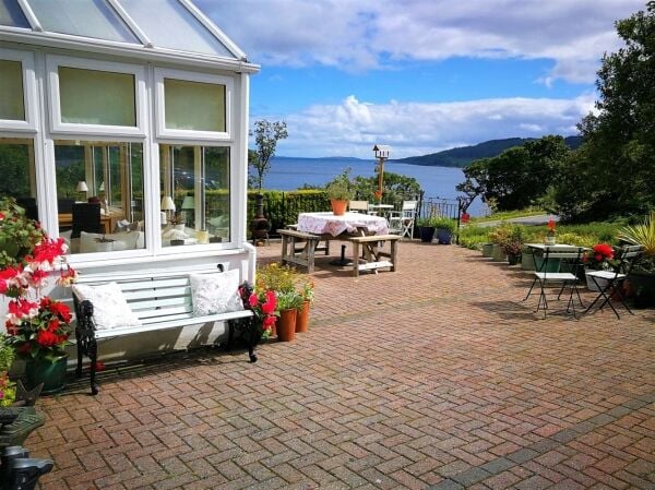 6 Bed Charming Bed & Breakfast 6 Bed Charming Bed & Breakfast