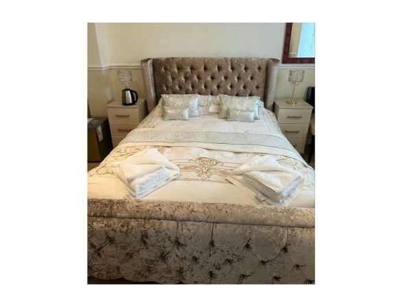 Successful & Ready-to-Trade B&B – Jasmine House, Newquay