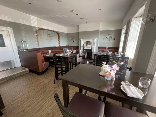 Superb 68 Cover Restaurant – ‘Honeypot’ Quayside Location Superb 68 Cover Restaurant – ‘Honeypot’ Quayside Location