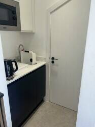 Coffee shop for sale in redhill RH1