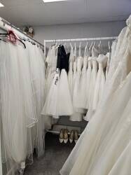 Popular Bridal & Prom Shop