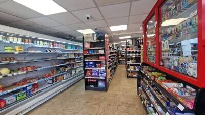 Well-Established Off Licence – Prime CV5 Location – Weekly Sales £10,000 – 20-Year Lease Photo 1