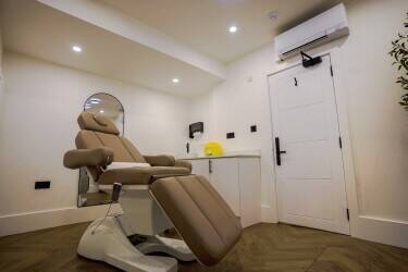 Clinic Room in Marylebone - Low Rent - High Growth Potential