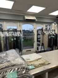 Dry Cleaning receivers and laundry services. High turnover, beautiful location Photo 2