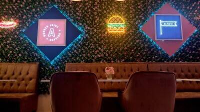 40 Seater Luxury Restaurant For Sale Photo 2