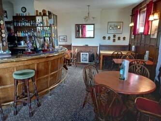 DEVON - THRIVING VILLAGE PUB WITH STRONG COMMUNITY SUPPORT