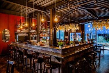 Bar & Restaurant and Live Music venue in Milton Keynes for Sale Photo 3
