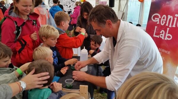 Established Children’s STEM Events & Science Party Business Established Children’s STEM Events & Science Party Business