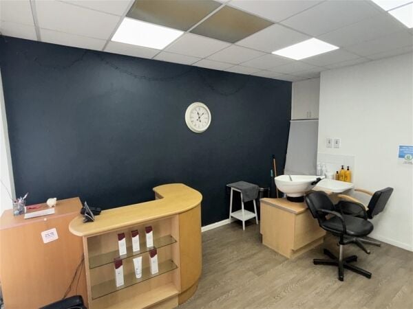 Beauty, Therapy & Tanning For Sale in Dewsbury Beauty, Therapy & Tanning For Sale in Dewsbury