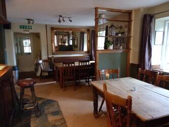 WILTSHIRE- M4 CORRIDOR COTSWOLDS FREE HOUSE Photo 2