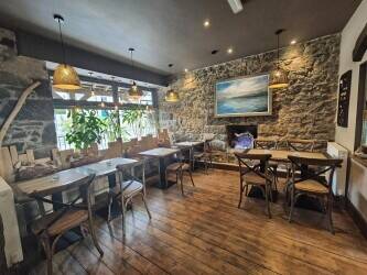 ISLE OF ANGLESEY - ESTABLISHED BISTRO AND APARTMENT ISLE OF ANGLESEY - ESTABLISHED BISTRO AND APARTMENT