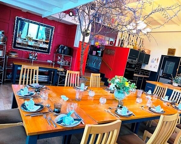Detached Country Freehouse & Restaurant for Sale