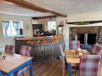 NORTHAMPTONSHIRE - VILLAGE PUB CLOSE TO THE OXFORDSHIRE AND WARWICKSHIRE BORDERS NORTHAMPTONSHIRE - VILLAGE PUB CLOSE TO THE OXFORDSHIRE AND WARWICKSHIRE BORDERS