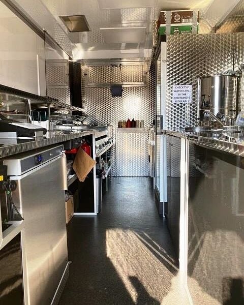 Bespoke Catering Van specialising In Burgers And Wraps With Established Pitch - Rent Only £700 Pawith Licence for Sale Bespoke Catering Van specialising In Burgers And Wraps With Established Pitch - Rent Only £700 Pawith Licence for Sale