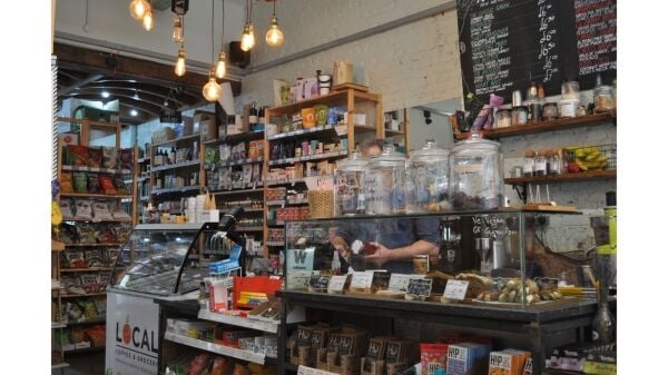 Thriving Organic Health Shop & Deli in Prime London Location Thriving Organic Health Shop & Deli in Prime London Location