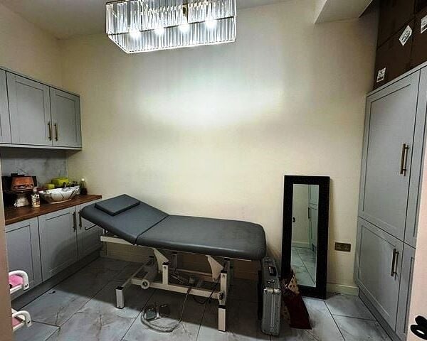 Aesthetics Clinic for Sale Aesthetics Clinic for Sale