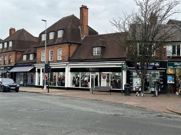 Retail Shop in Wilmslow