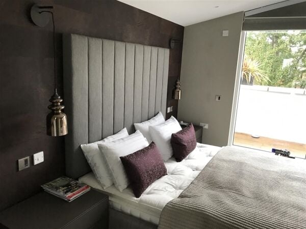 BESPOKE AND TRADITIONAL UPHOLSTERY SHOP