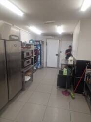 Pizza and kebab takeaway Photo 2