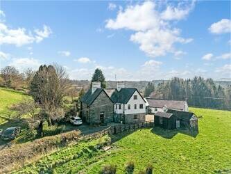 5 Bed House with 3 x 2 Bed Holiday Lets on a 3 acre plot