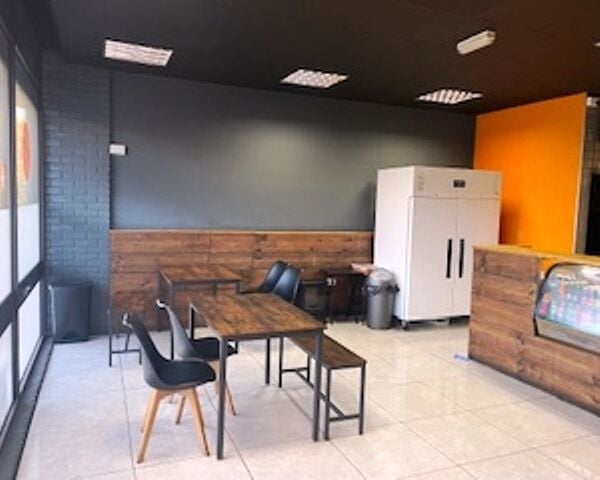 Smash Burgers Takeaway & Chicken Wing Business, With 2 Kitchens for Sale Smash Burgers Takeaway & Chicken Wing Business, With 2 Kitchens for Sale