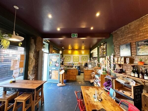 Cafe/Bar/Off-License in Stockport Cafe/Bar/Off-License in Stockport