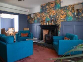 DEVON – THOROUGHLY RESTORED TOWN CENTRE HOTEL AND BAR DEVON – THOROUGHLY RESTORED TOWN CENTRE HOTEL AND BAR