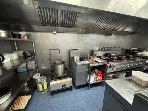 Leasehold Chinese Noodle Restaurant Located In Coventry