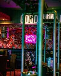 Restaurant & bar for sale in Southport prime location