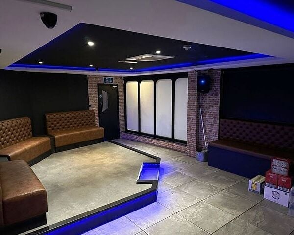 Bar Plus Additional First Floor Night Club closed for Sale