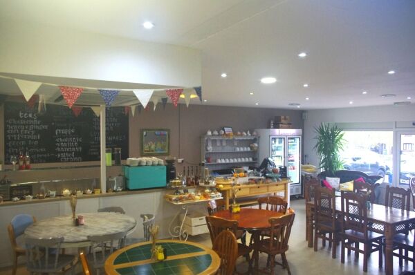 Thriving Independent Cafe Thriving Independent Cafe