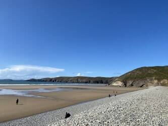 PEMBROKESHIRE - SUBSTANTIAL PUBLIC HOUSE WITH BEACH VIEWS WITH PLANNING PERMISSION PEMBROKESHIRE - SUBSTANTIAL PUBLIC HOUSE WITH BEACH VIEWS WITH PLANNING PERMISSION