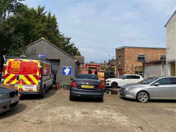 REDUCED FREEHOLD  VEHICLE BREAKDOWN RECOVERY & MOT CENTRE SUFFOLK