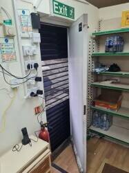 Wine shop for sale in Wallington Wine shop for sale in Wallington