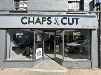 Modern Barber Shop with Upper Flat For Sale in a busy high Barnet High Street