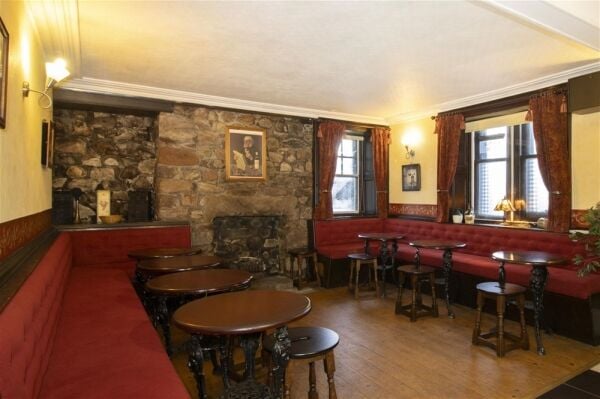 Seafield Inn (Public House with Owners Flat) Seafield Inn (Public House with Owners Flat)