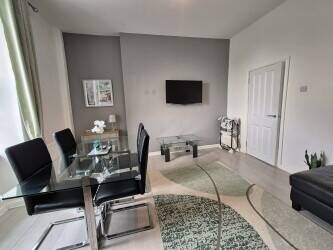 CONWY - FOUR BEAUTIFULLY APPOINTED HOLIDAY APARTMENTS ON THE EDGE OF SNOWDONIA NATIONAL PARK