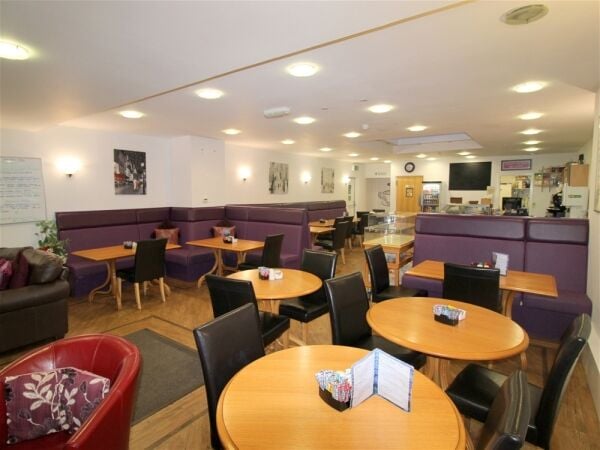 Le Café Coull Le Café Coull