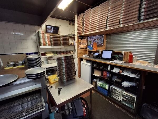 Hot Food Take Away For Sale in Leeds Hot Food Take Away For Sale in Leeds