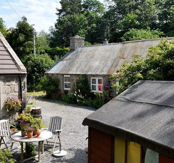 Willowbank Guest House and Willowbank Bothy