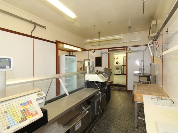 11 Fife Street (Vacant Retail Unit)