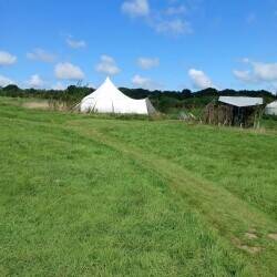Natural meadow campsite Photo 2