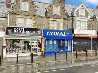 Barber Shop and Hairdressing Salon For Sale in Reading, Whitley Street - Beauty Room