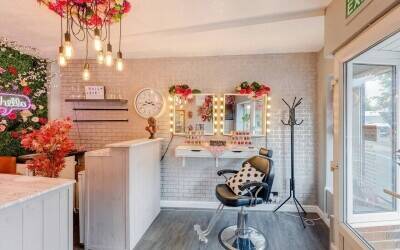 Thriving beauty salon in prime location leeds chandos gardens