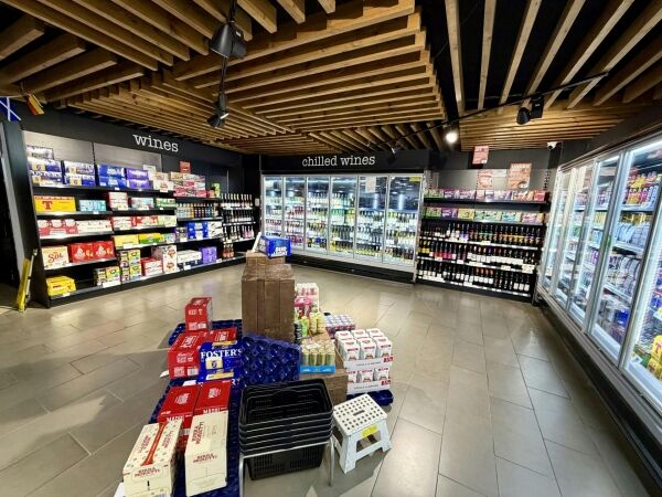 Modern Branded Keystore Convenience Store in Popular Central Scotland Location Photo 2