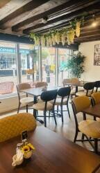 Independent Coffee Shop Serving Hot and Cold Drinks Alongside Wide Food Menu in Canterbury