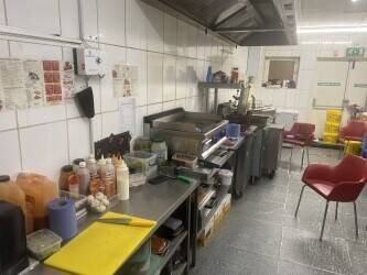 Smash burgers and chicken shop for sale in Tilbury Essex 