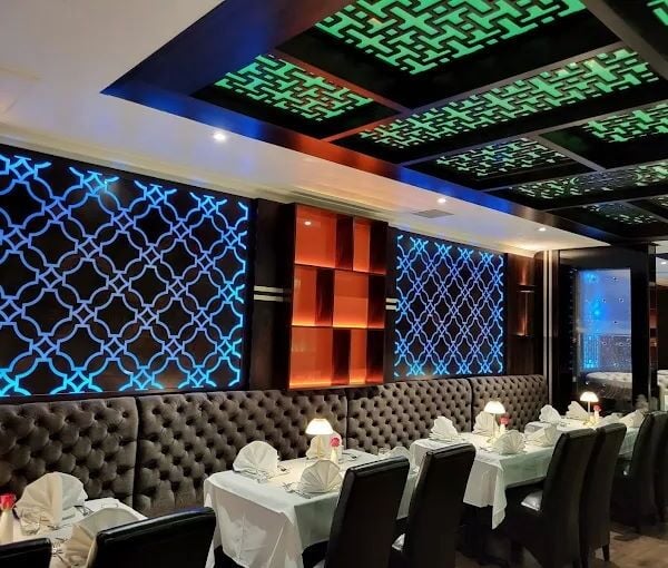 Ultra Modern Indian Restaurant no Alcohol for Sale Ultra Modern Indian Restaurant no Alcohol for Sale