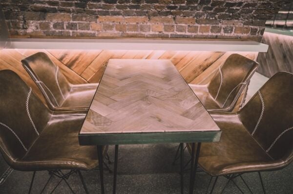 Iconic Central Exeter Bar & Restaurant For Sale in Exeter Iconic Central Exeter Bar & Restaurant For Sale in Exeter