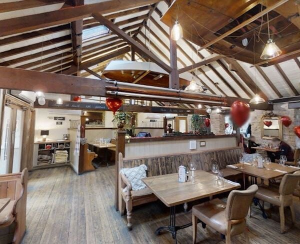 Licenced Italian Restaurant for Sale